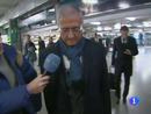 Telediario 1 - Manzano, en la cuerda floja