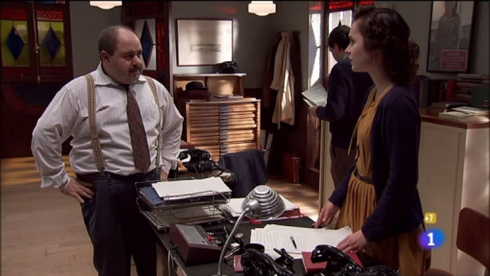 Amar en tiempos revueltos - T7 - Capítulo 67 - Pelayo ha donado su sangre a Sebas y todo ha salido bien - Ver ahora