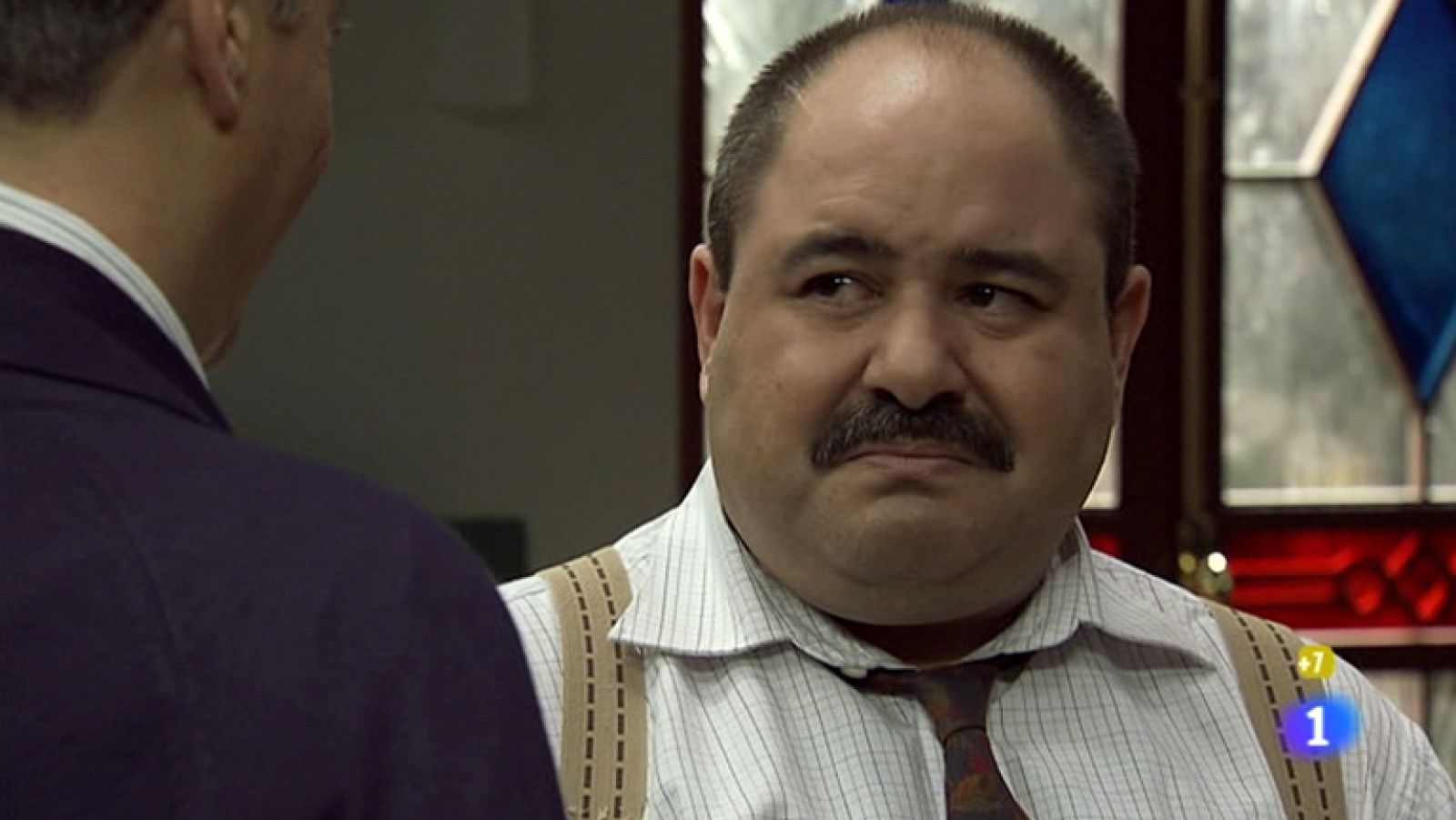 Amar - Narciso es sustituido por Asun como redactor