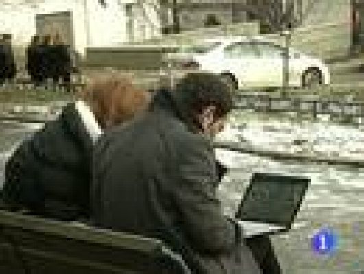 Telediario 1 - El Kremlin fija sus ojos en internet, el medio donde se promueven las protestas