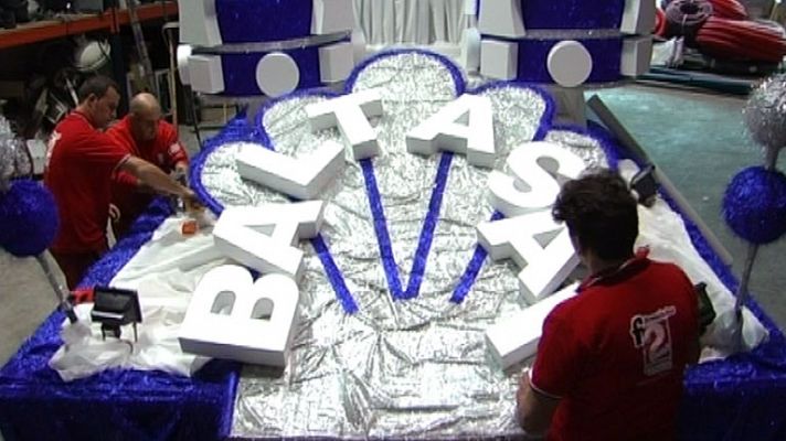 Comando Actualidad - Carrozas para la cabalgata