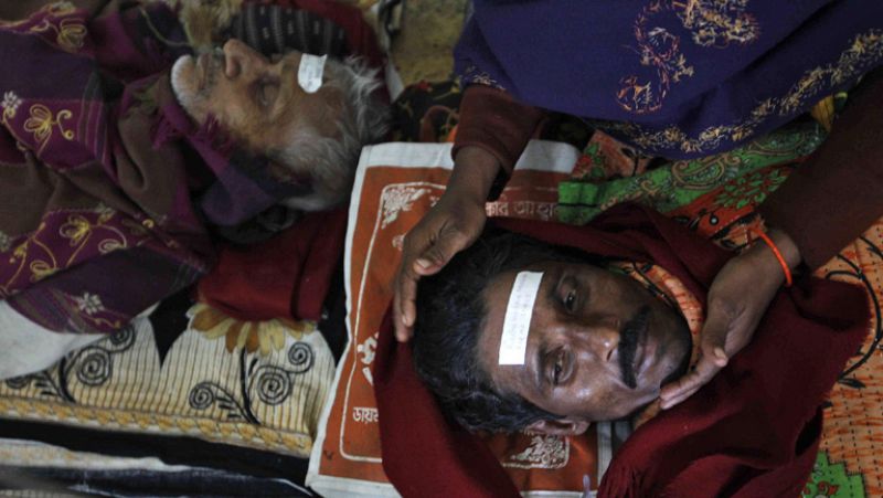 Más de un centenar de muertos por ingerir alcohol adulterado en India
