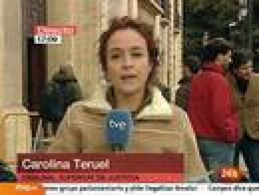 La tarde en 24h - El Bigotes niega haber regalado trajes a los acusados y no responde preguntas