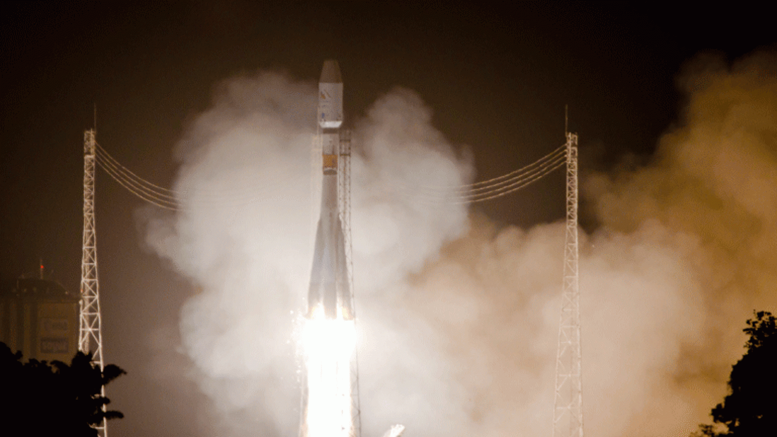 Despega con éxito el cohete Soyuz ST con seis satélites a bordo