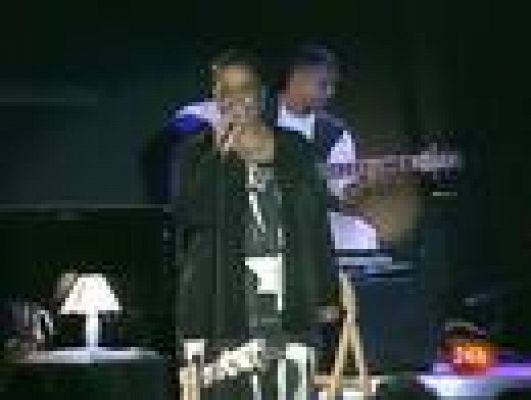  - La cantante caboverdiana Cesaria Evora fallece a los 70 años