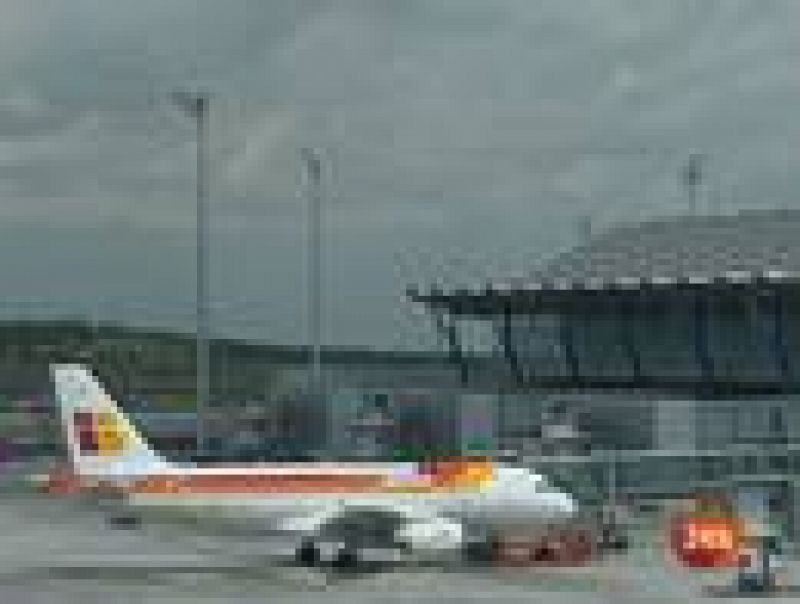 La huelga de pilotos de Iberia afecta a cerca de cien vuelos