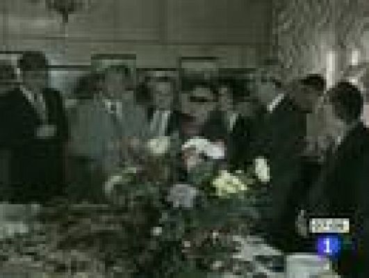 Telediario 1 - Muere el líder de Corea del Norte, Kim Jong Il