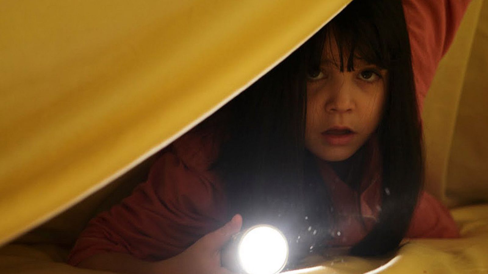 Tráiler de 'No tengas miedo a la oscuridad', de Troy Nixey