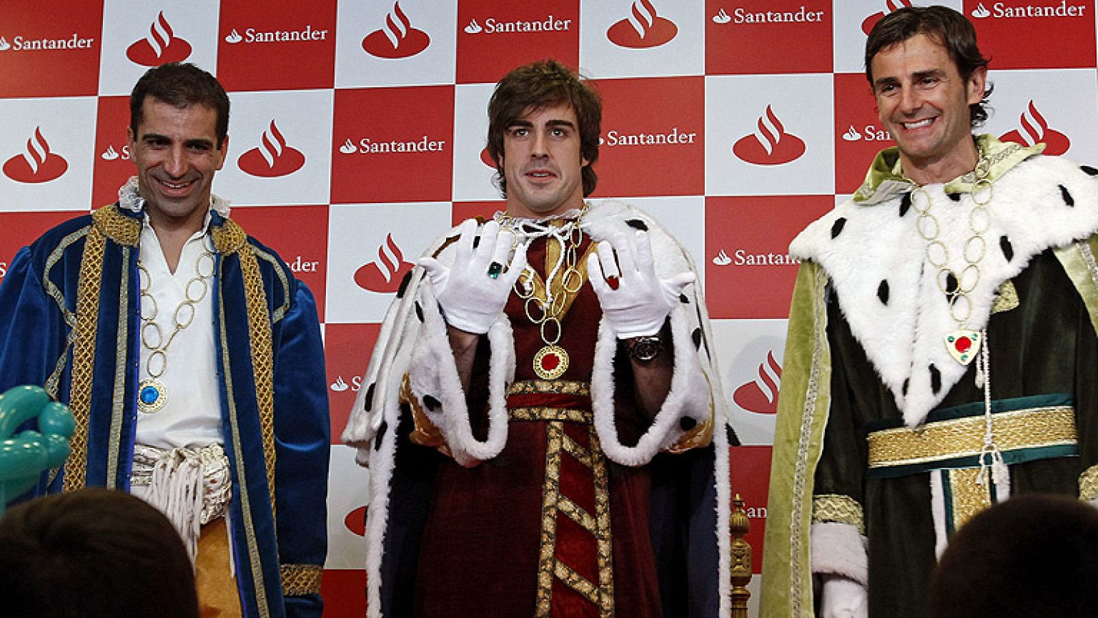 Alonso, De la Rosa y Gené, pajes de los Reyes | Ver