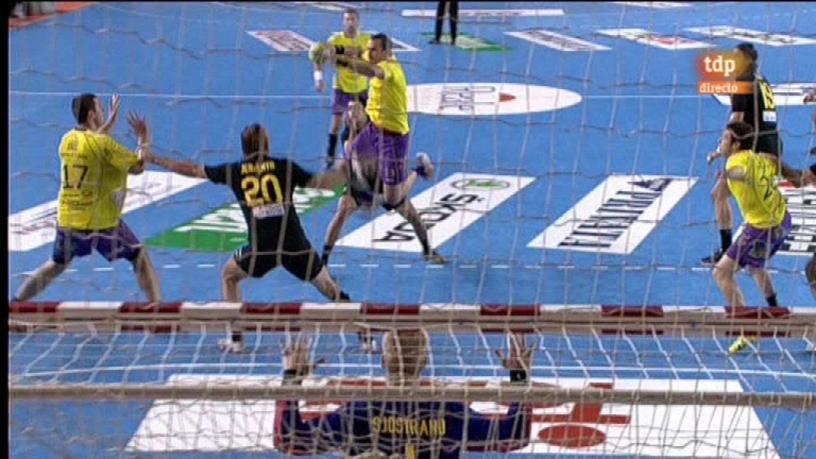 Balonmano - Copa ASOBAL: Primera semifinal. Barcelona - Cautro Rayas Valladolid - 21/12/11 - Ver ahora