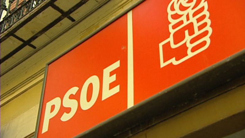 El PSOE evalúa su pasado y debate su futuro político