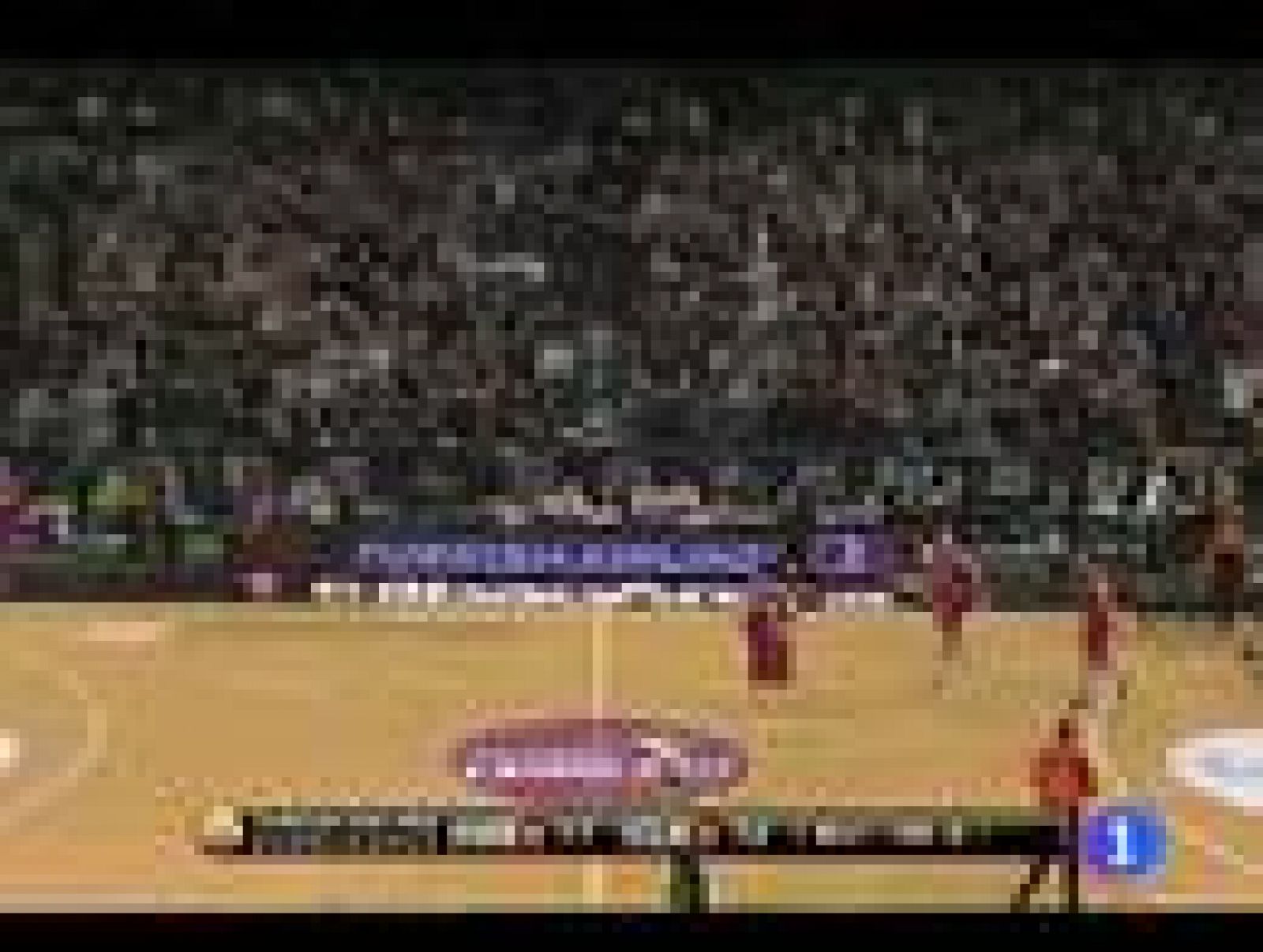 El conjunto bilbaíno se jugaba continuar en la Euroliga e hizo historia al vencer al Caja Laboral, privando a sus vecinos de Vitoria de dicha posibilidad.