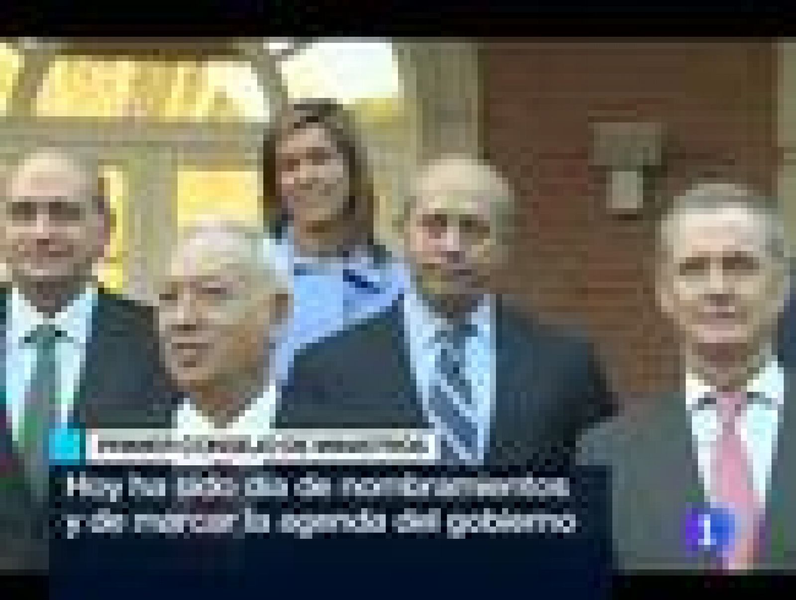 Telediario 1: Telediario 2 en 4' - 23/12/11    | RTVE Play