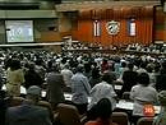 Raúl Castro anuncia en la Asamblea Nacional 2.900 nuevos indultos