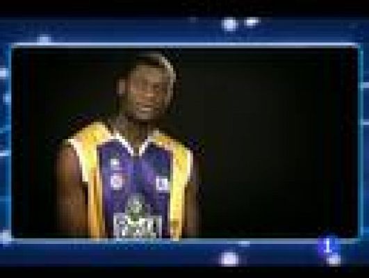 Telediario 1 - El baloncesto felicita la Navidad en todos los idiomas