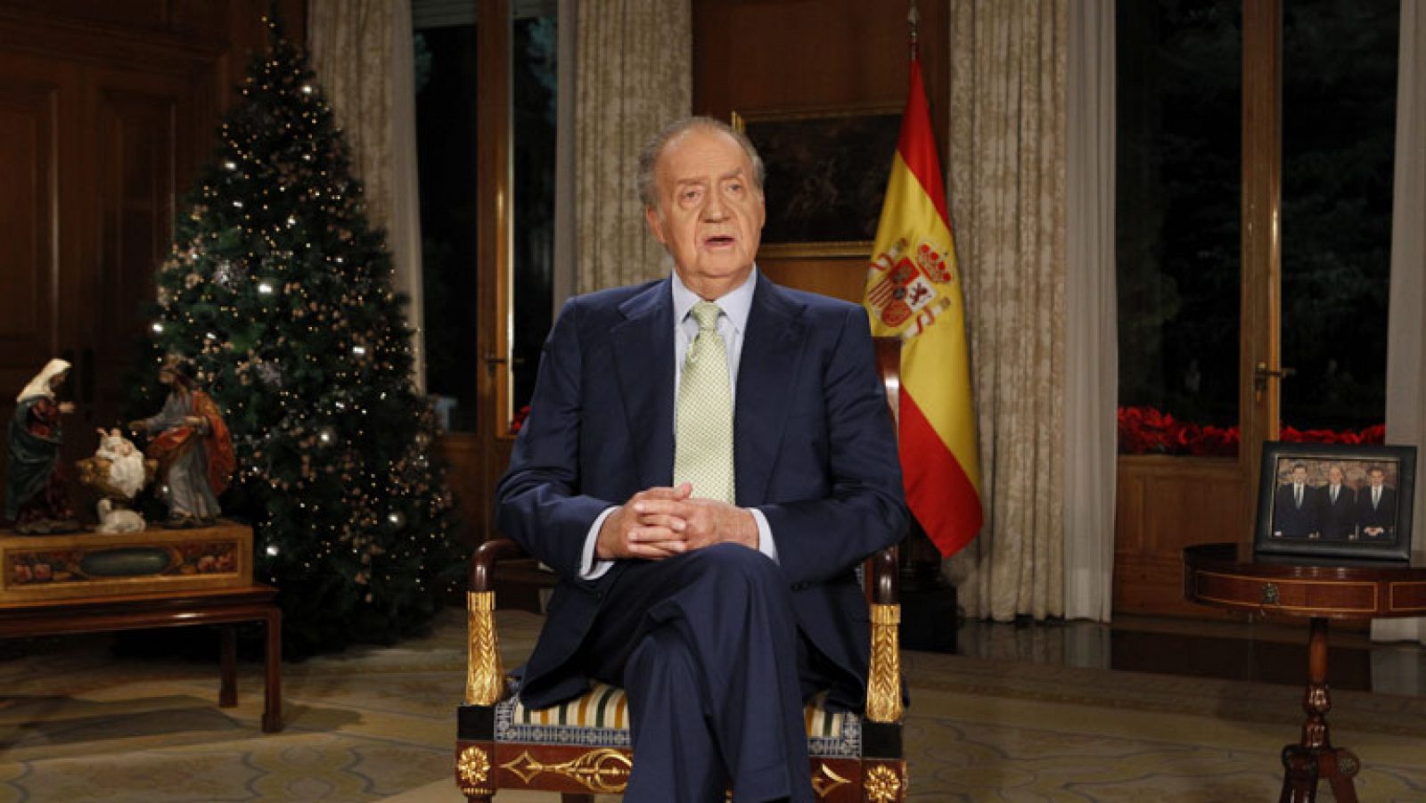 Telediario 1: Telediario en 2 en 4' - 25/12/11 | RTVE Play