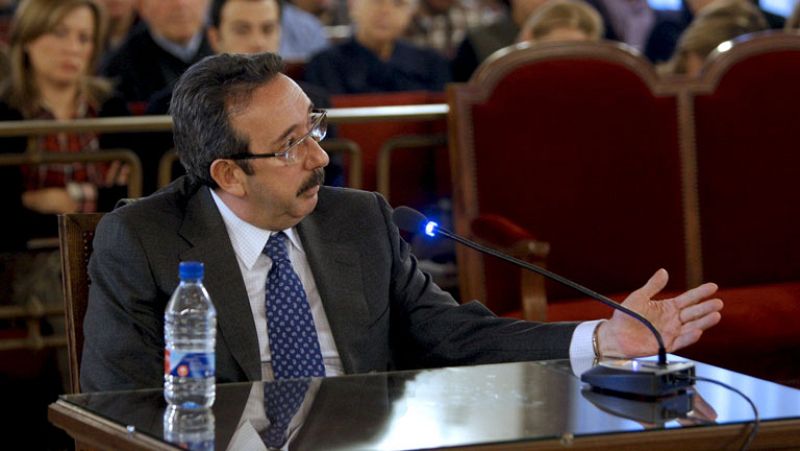 Continúa el juicio de los trajes y las declaraciones de los imputados