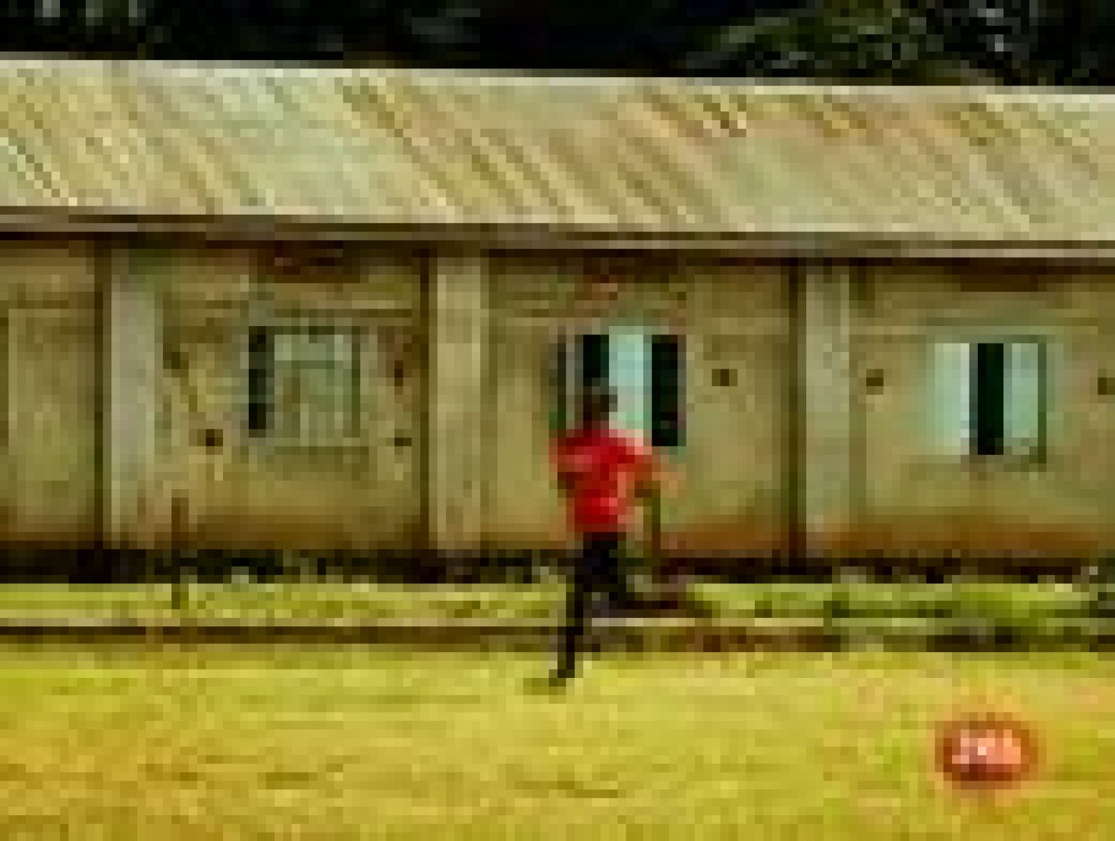 La atleta ugandesa Annet Negesa es la gran esperanza del país africano en alcanzar el éxito en los próximos Juegos Olímpicos de Londres, en los que participará esta joven de 19 años que no tiene entrenador pero sí fuerza y esperanza suficiente como p