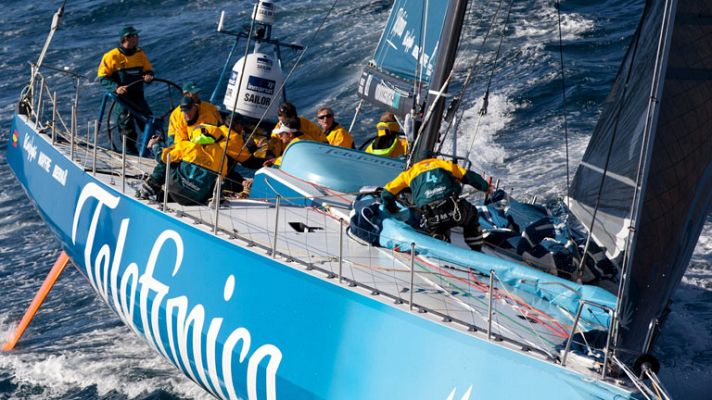 Telediario 1 - El Telefónica consolida su liderato