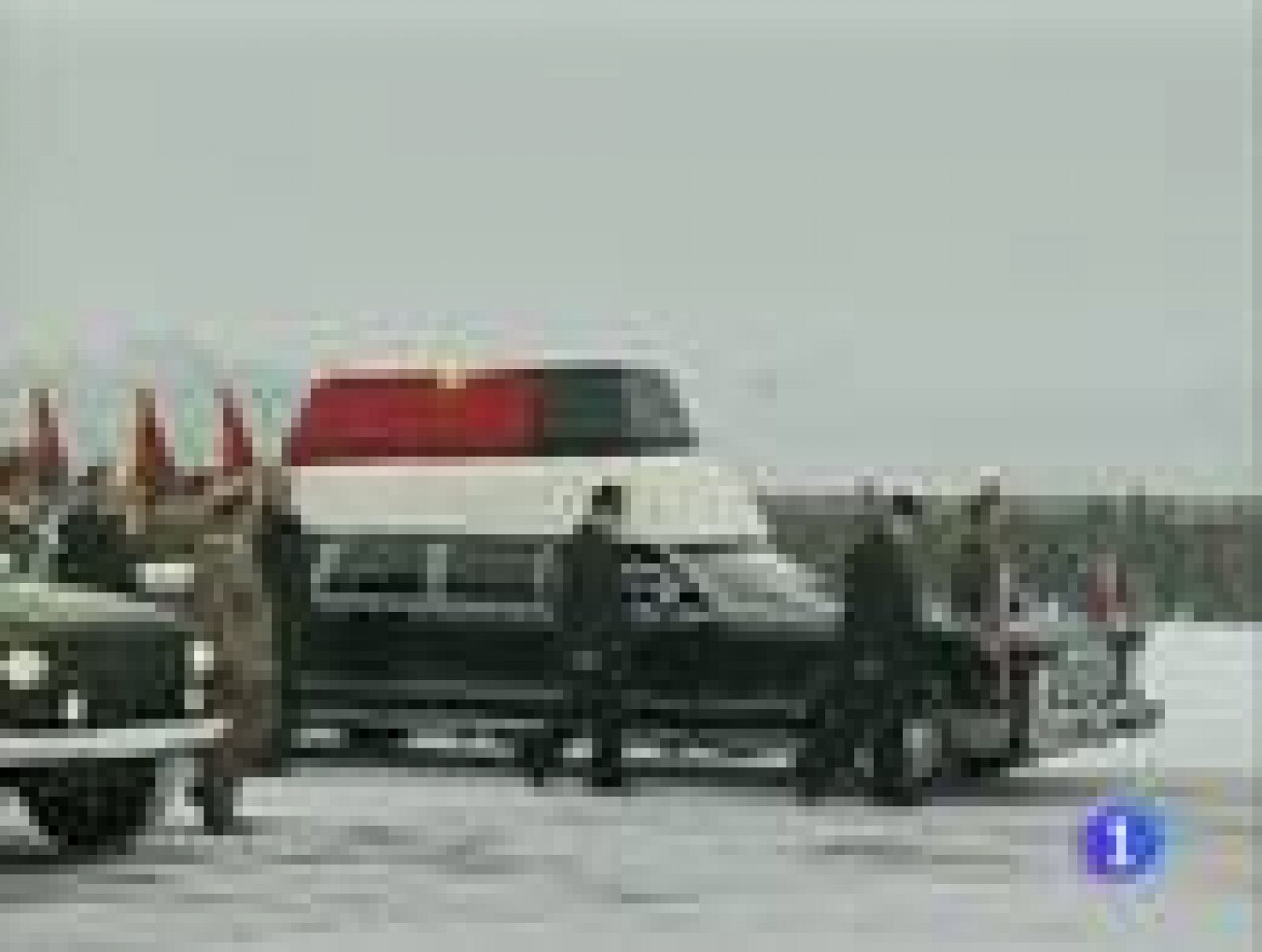 Tres horas de cortejo fúnebre meticulosamente coreografiado