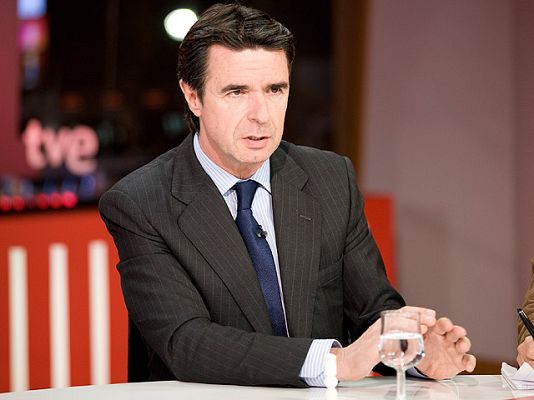  - Soria, ministro de Industria, anuncia que la luz no subirá en el primer trimestre de 2012