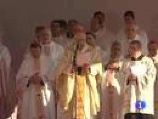 Telediario 1 - Misa multitudinaria