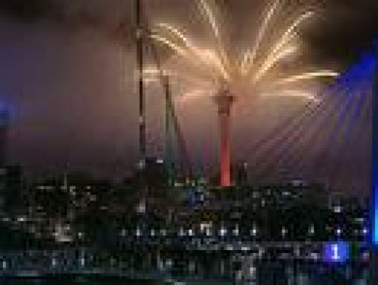 Telediario 1 - Celebración Fin de Año en el mundo