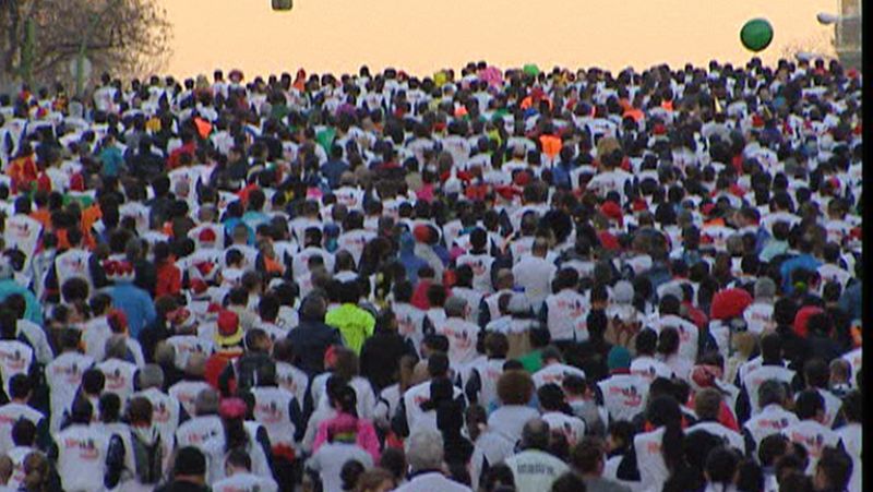 Una marea blanca ha tomado los 10 kilómetros de la prueba San Silvestre 