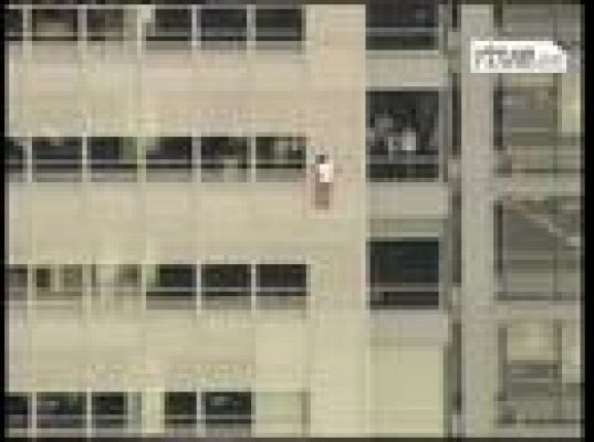  - Trepando el NYT Building