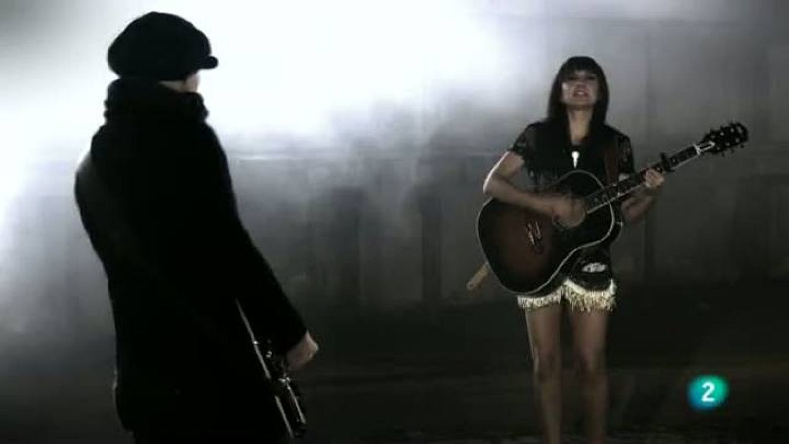 Un cuento para año nuevo - Amaral - Interpretación musical