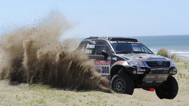 Continúa el espectáculo del Dakar