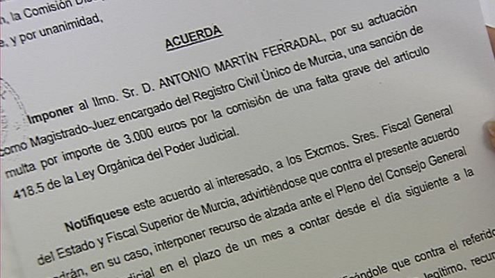 Telediario 1 - Multa a un juez de Murcia