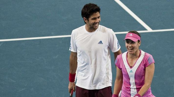 Telediario 1 - España avanza en la Copa Hopman