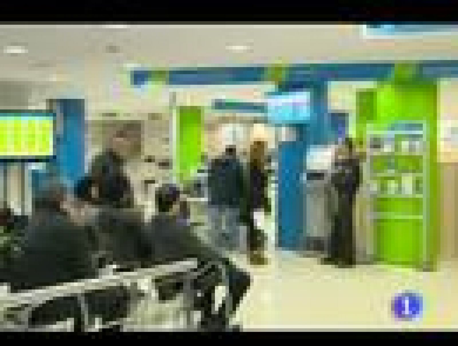 Telediario 1: Telediario Matinal en 4' - 04/01/12 | RTVE Play