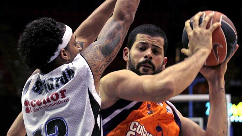 Después de irse 15 abajo al descanso, el equipo valenciano logró un brutal parcial 22-0 con Caner Medley y Lishchuk como grandes protagonistas. 