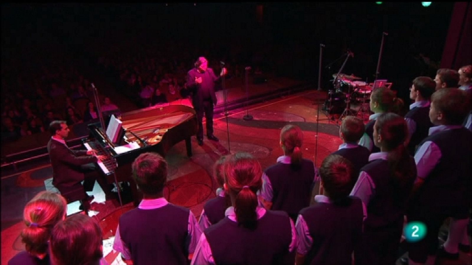 Los Chicos del Coro cantan a Los Beatles - Ver ahora