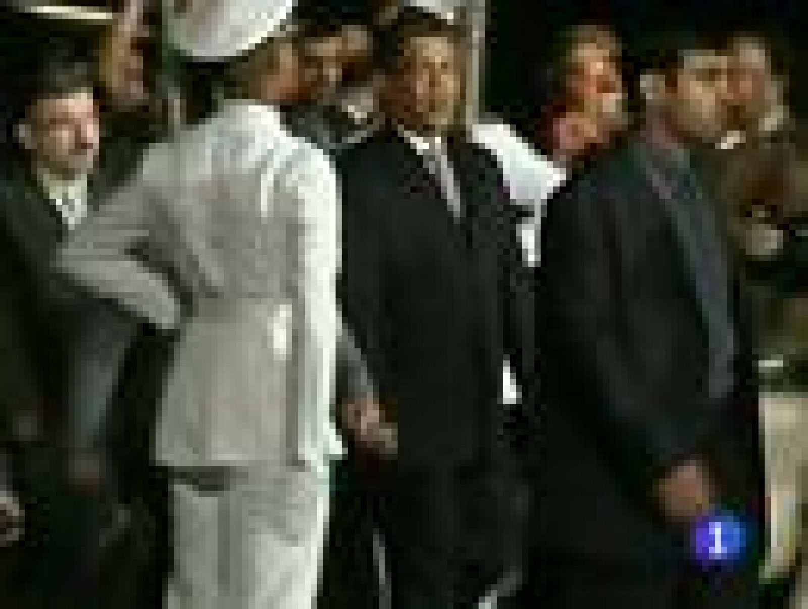 Mahmud Ahmadinejad inicia gira por Venezuela en busca de apoyos para su programa nuclear