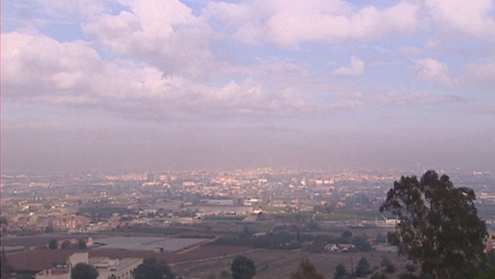 Intervalos nubosos en el área mediterránea