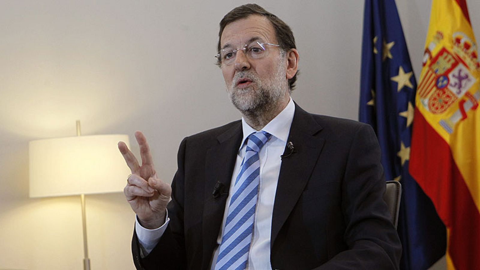 Rajoy dice que la subida del IRPF era "absolutamente imprescindible" (entrevista íntegra) | Ver