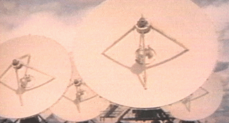 Más por menos - Cónicas: Del Baloncesto a los Cometas