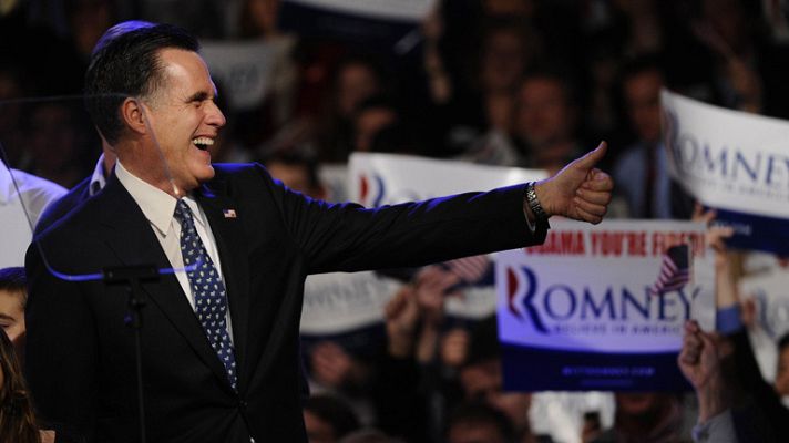  - Mitt Romney arrasa con el 40 %