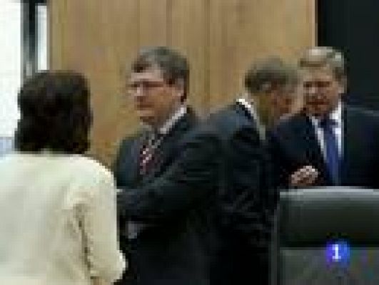 Telediario 1 - Hungría cede a las presiones y enmendará la reforma del Banco Central