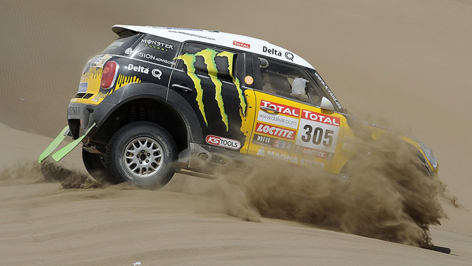 El piloto español Marc Coma (KTM) se situó cerca del liderato en  la categoría de motos del Rally Dakar, ostentado por su gran rival,  el francés Cyril Despres (KTM), tras la disputa este miércoles de la  décima etapa, una especial de 377 kilómetros