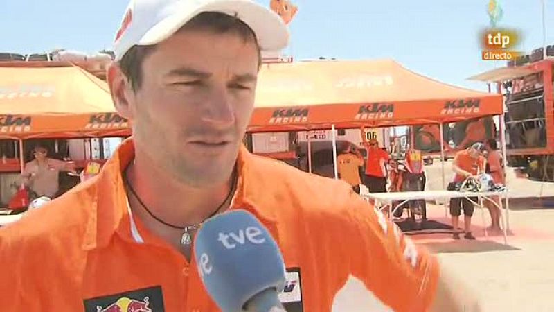 El piloto de motos español Marc Coma (KTM), segundo en el Dakar a 21 segundos del francés Cyril Despres (KTM), destacó la igualdad que hay en esta edición del rally y se mostró convencido de que la carrera se decidirá "en los pequeños detalles".