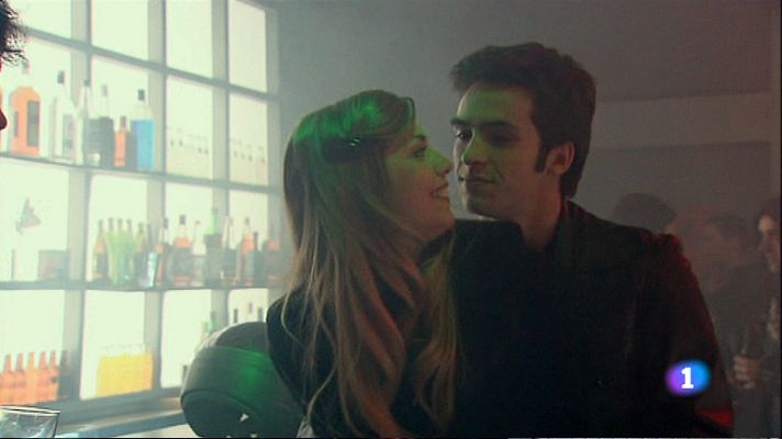 Cuéntame cómo pasó - Felipe y Arancha se casan