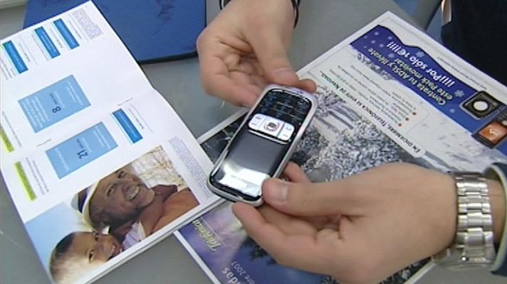 Telediario 1 - Denuncia para compañías de móviles