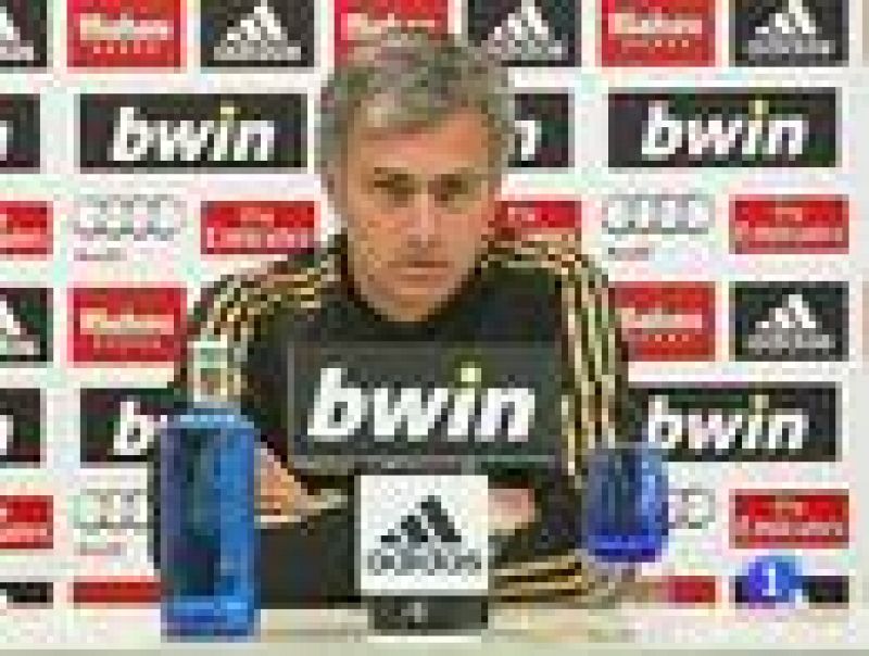 El entrenador del Real Madrid, Jose Mourinho, ha asegurado en la rueda de prensa previa a su partido de Liga con el Mallorca que no piensa "ni un segundo" en el Barcelona, porque "no tiene sentido", y dice estar centrado en el Mallorca.