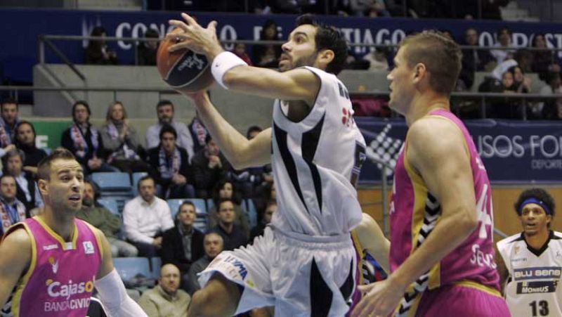 El Cajasol Banca Cívica está virtualmente clasificado para la Copa del Rey, después de haber superado a domicilio al Blusens Monbus (70-77). Sólo una hecatombe podría dejar a los hispalenses fuera de la cita de Barcelona