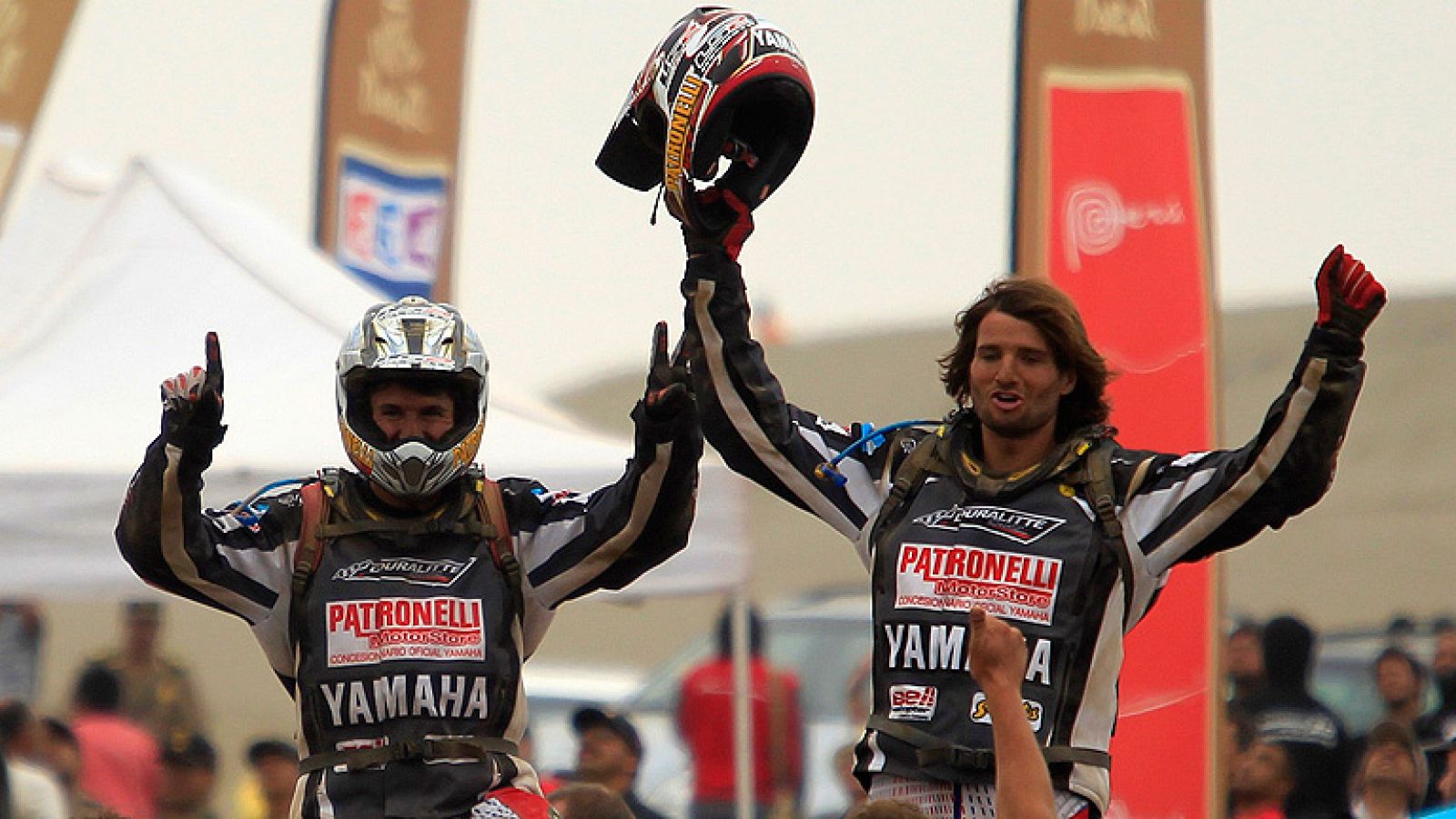 El piloto argentino de quads Alejandro Patronelli (Yamaha) se  mostró muy satisfecho tras revalidar el título de campeón del Rally  Dakar en un "año perfecto" y en el que su hermano Marcos (Yamaha)  firmó la segunda posición cerrando una magnífica ac