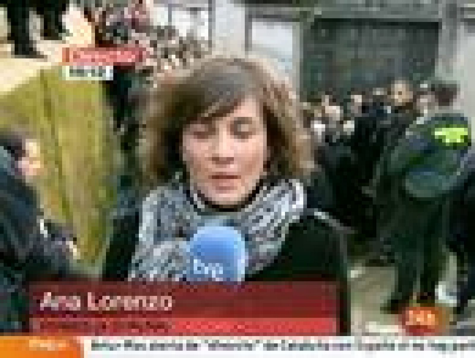 Los restos mortales de Fraga ya descansan en el cementerio de Perbes - La tarde en 24h | Ver